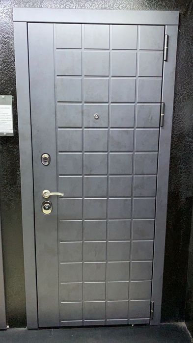 Сыртқы есіктер, ВХОДНЫЕ ДВЕРИ