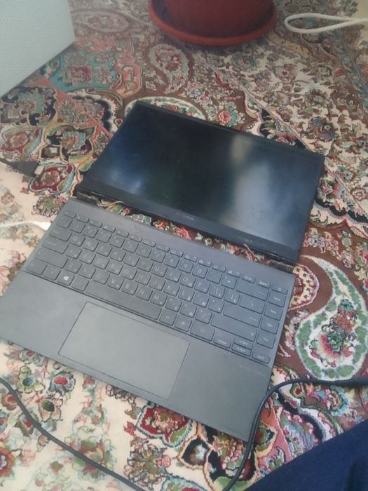 ASUS zenbook 14 2021