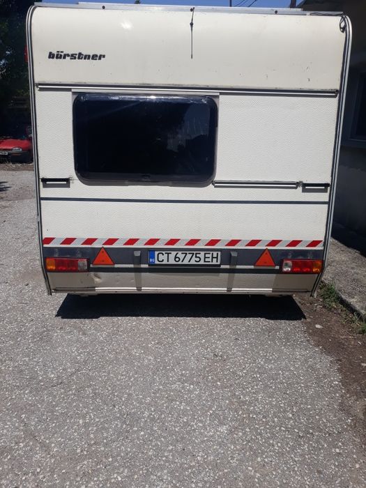 Продавам 4 метра каравана