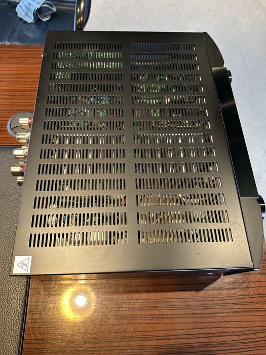 Усилвател MARANTZ PM8006 Black