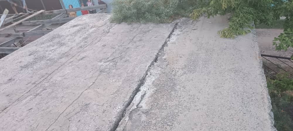 Продам б/у бетонные плиты