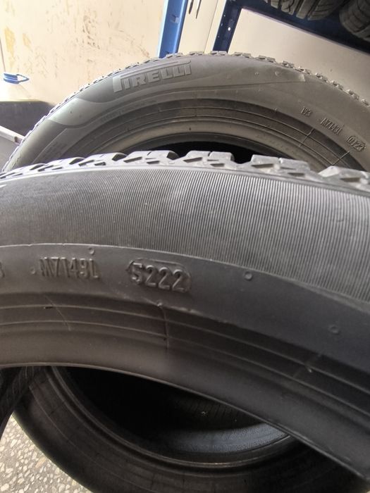 215 50 18 Pirelli Всесезонни 2бр.