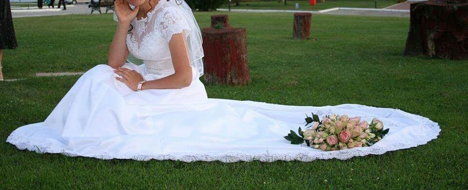 Rochie mireasa superba