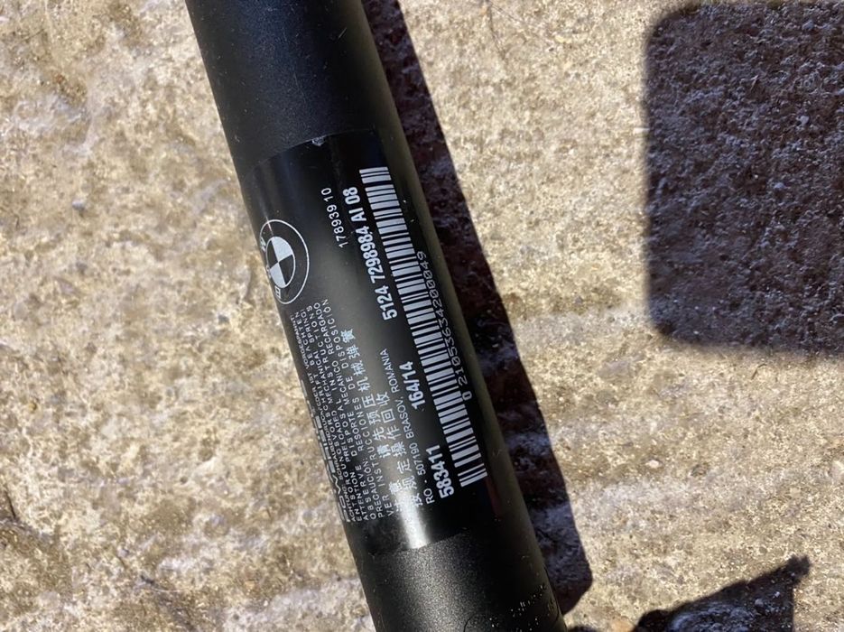 Електрически амортисьор за задния капак Бмв Ф34 Bmw F34