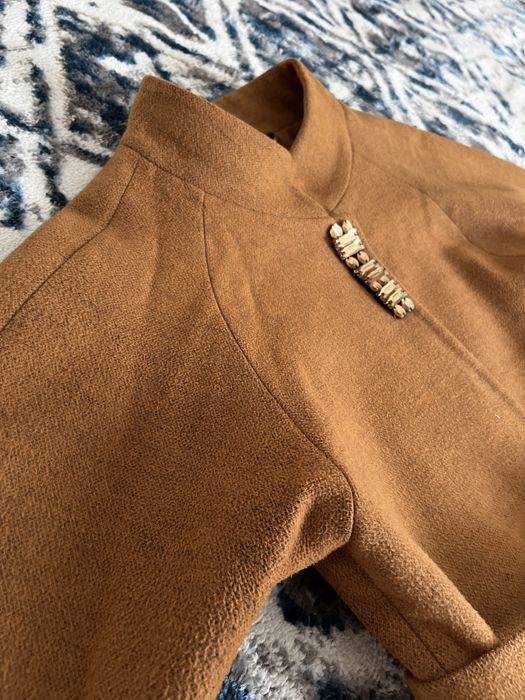 Продам демисезонное пальто