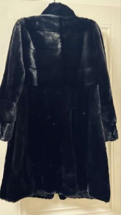 Продаю шубу норковую