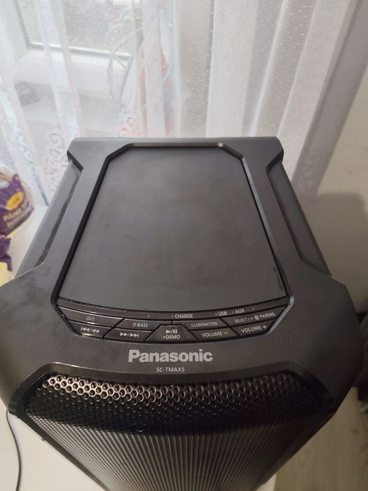 Vând boxa activa Panasonic
