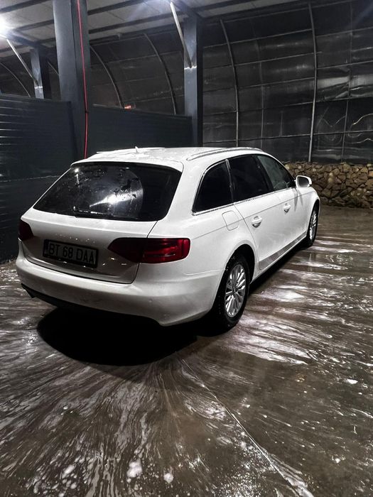 AUDI A4 Avant 2010 — imagine 3