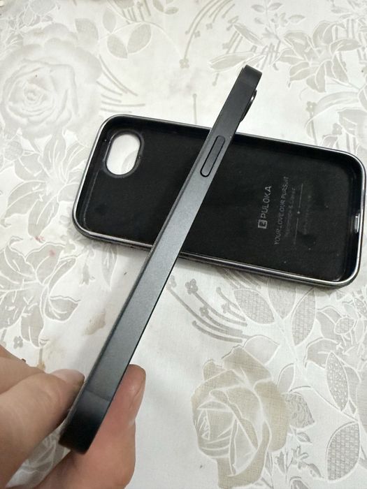 Iphone 16e черный