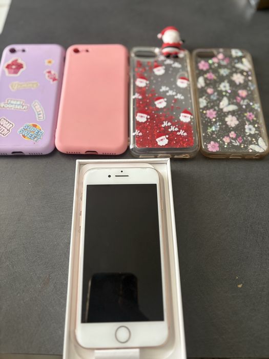 Продавам iPhone 8 – в отлично състояние