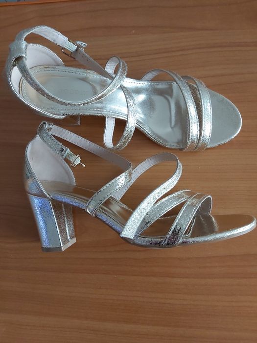 Sandale elegante damă aurii