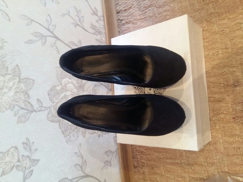 СРОЧНО! Продам туфли 36-37 размер