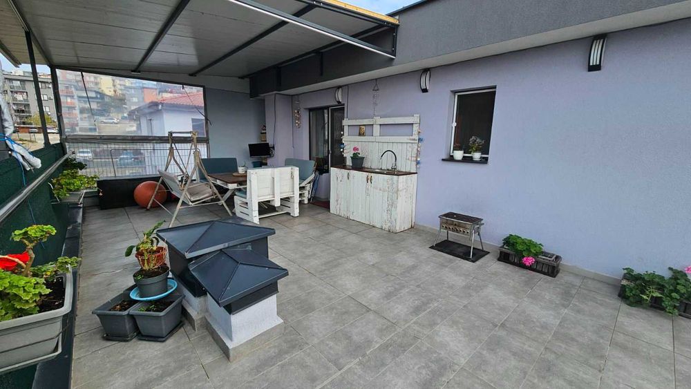 Тристаен апартамент 130кв.м., Възраждане 3, гр.Варна