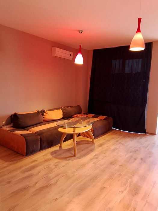 Дава се под наем Тристаен апартамент в Варна, Окръжна болница - 120 кв.м за 714 € - Снимка #3