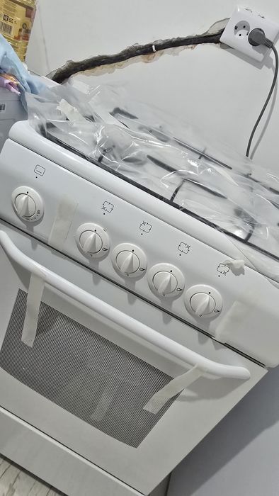 Продаётся ГАЗПЛИТА новая.