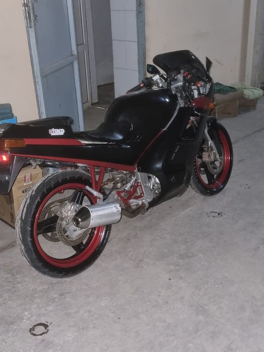 Мотоцикл HONDA SBR