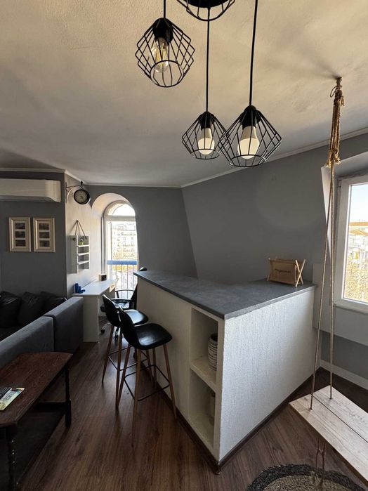 Дава се под наем Тристаен апартамент в Пловдив, Младежки Хълм - 110 кв.м за 668.1 € - Снимка #9