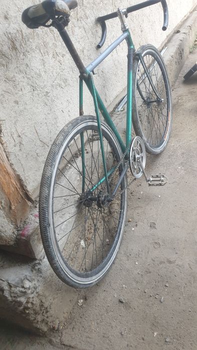 Fixed Gear sotiladi 800