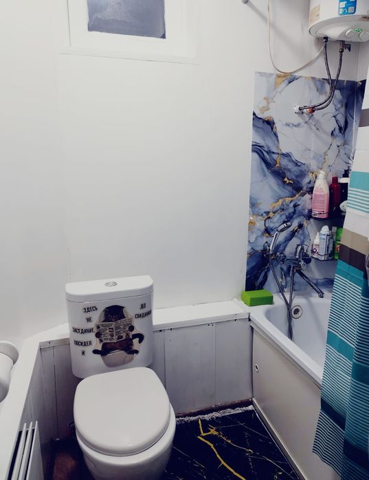 Продаю двухкомнатную квартиру не дорого наличными