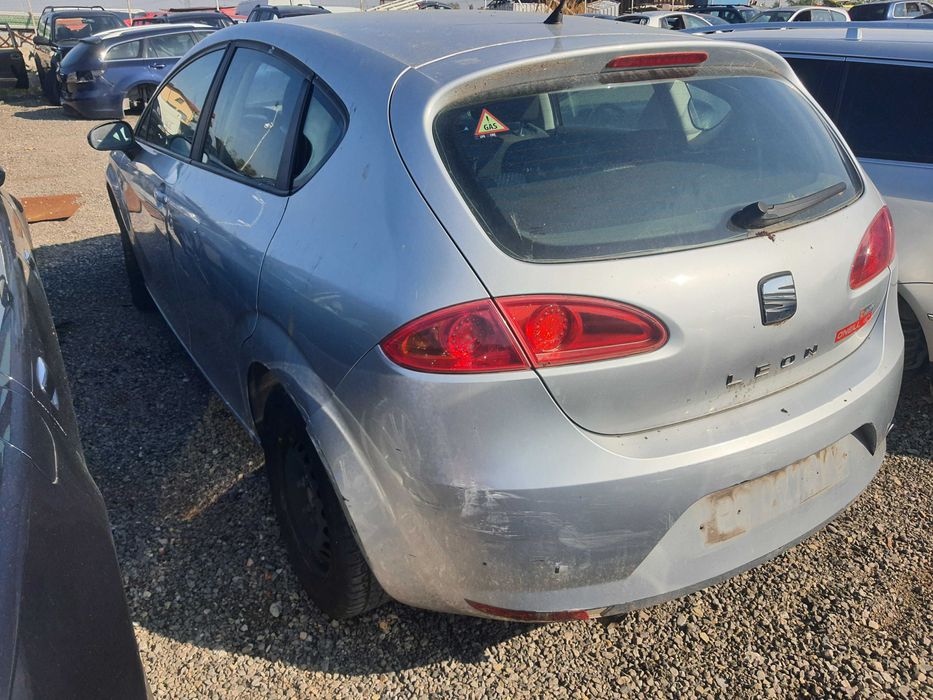 На части! Seat Leon 1.4