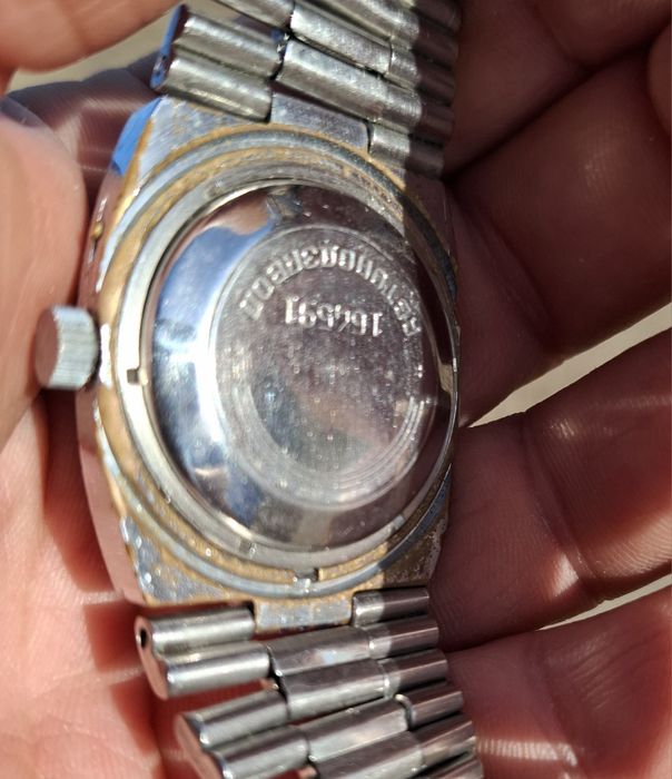 Se vinde. SLAVA Tank