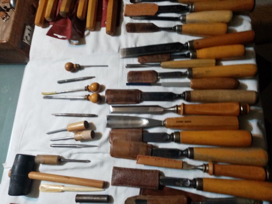 Set dalti sculptura lemn