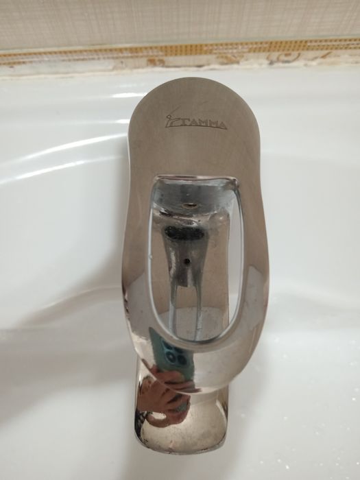 Смеситель для раковину