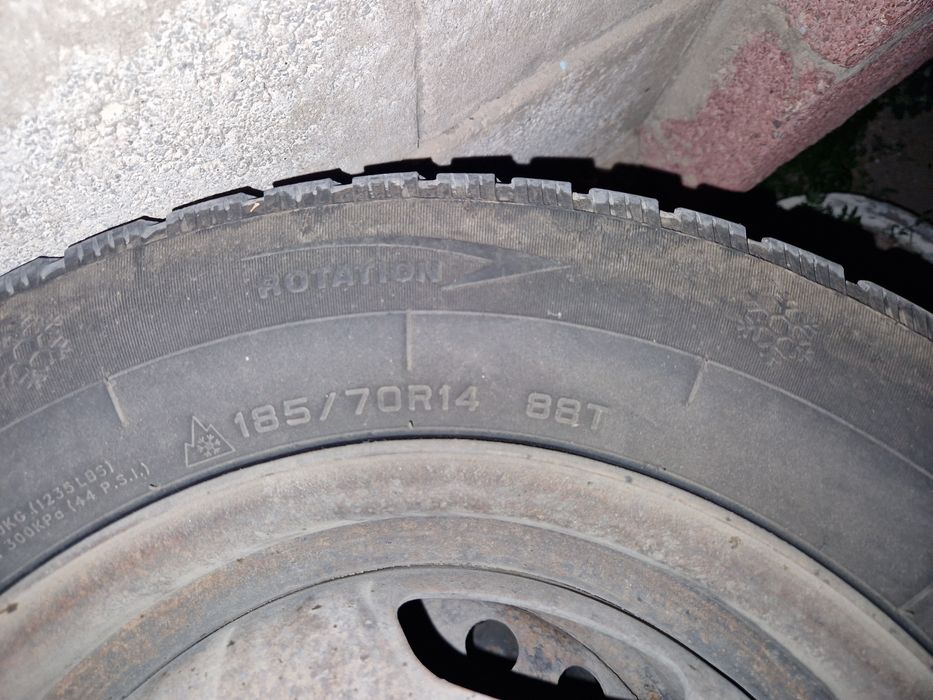 Продам колеса с шинами