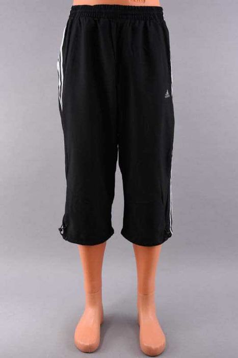 Pantaloni scurti /Bermude de la Adidas, 12,13,14 ani