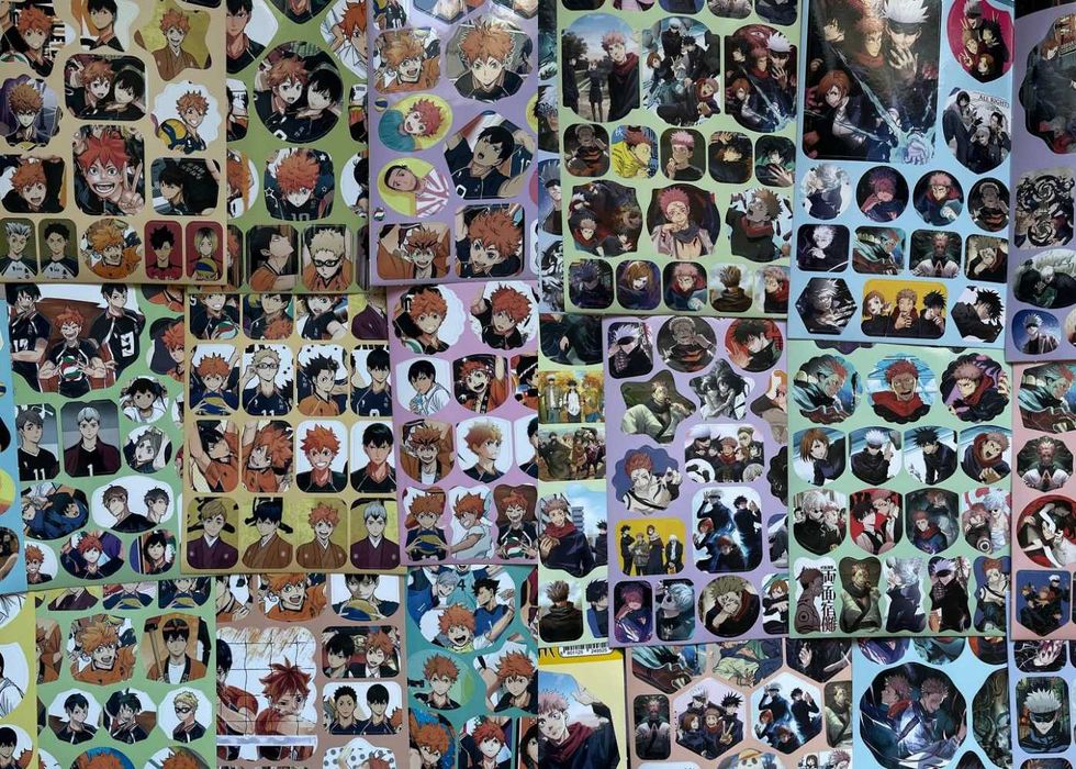 стикеры мини аниме