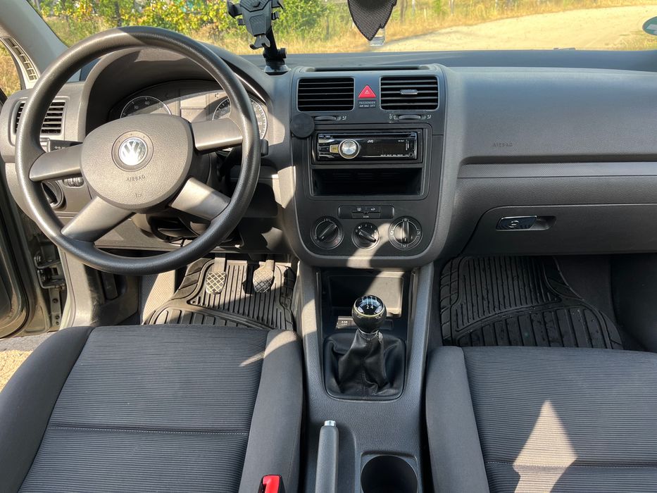 Volkswagen Golf 5 1.4 benzină 2005