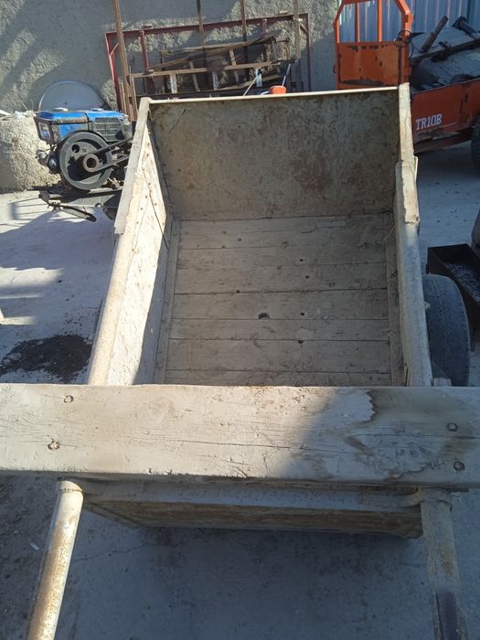 Арава сотилади уйга бекор турибди кимга керак телефон килинг