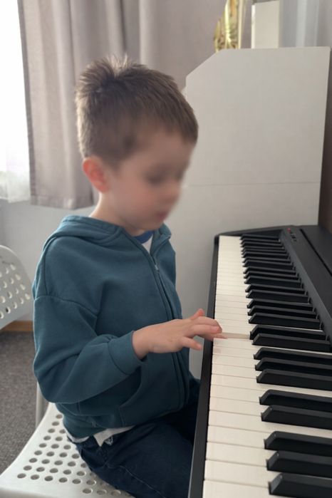 Cursuri pian și vioară – copii și adulți