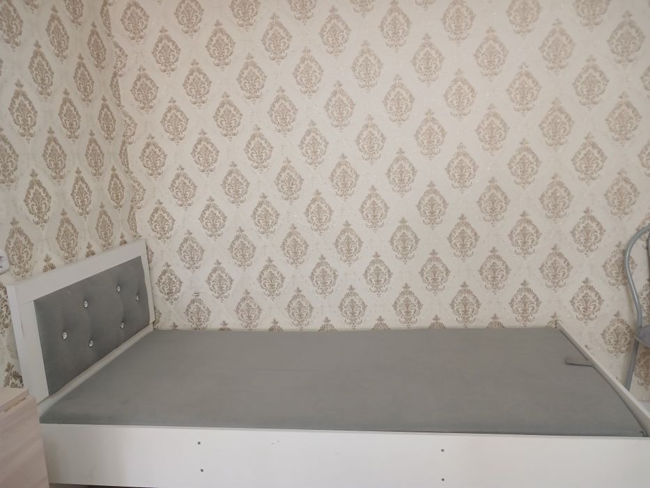 Продаю кровать цена