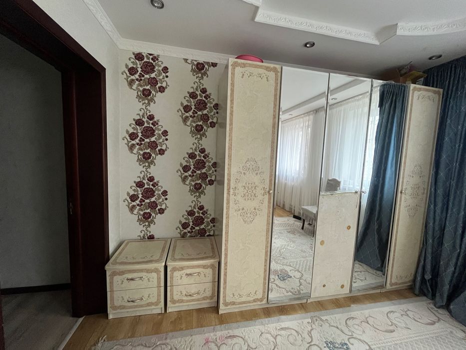 Мебель молочный цвет