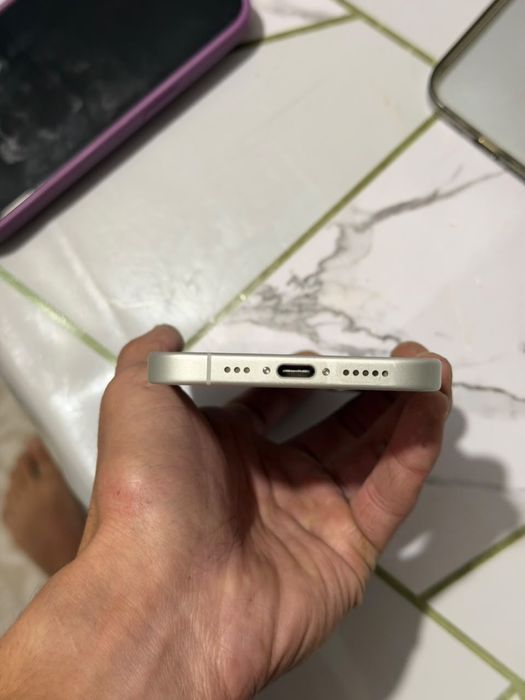 Iphone 16•128GB/93%/белый