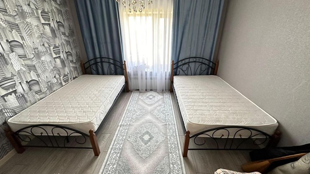 Продам две кровати кованные