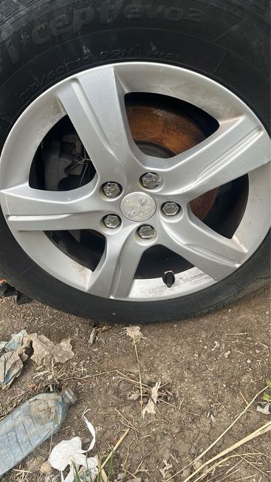 Алуминиеви джанти 5х108 16 цола с гуми