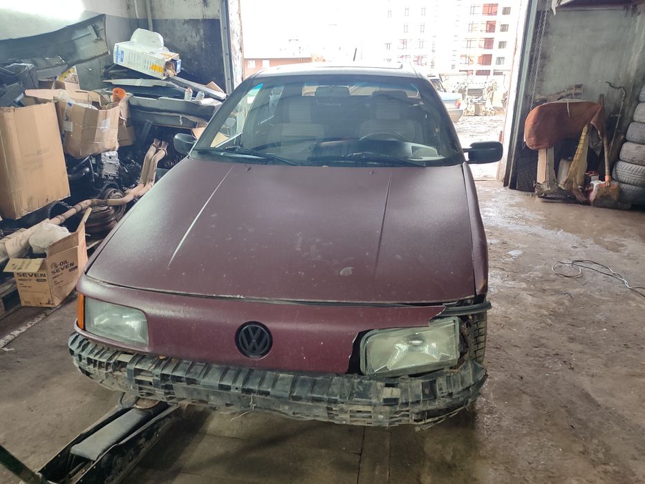 Запчасти на пассат Б3