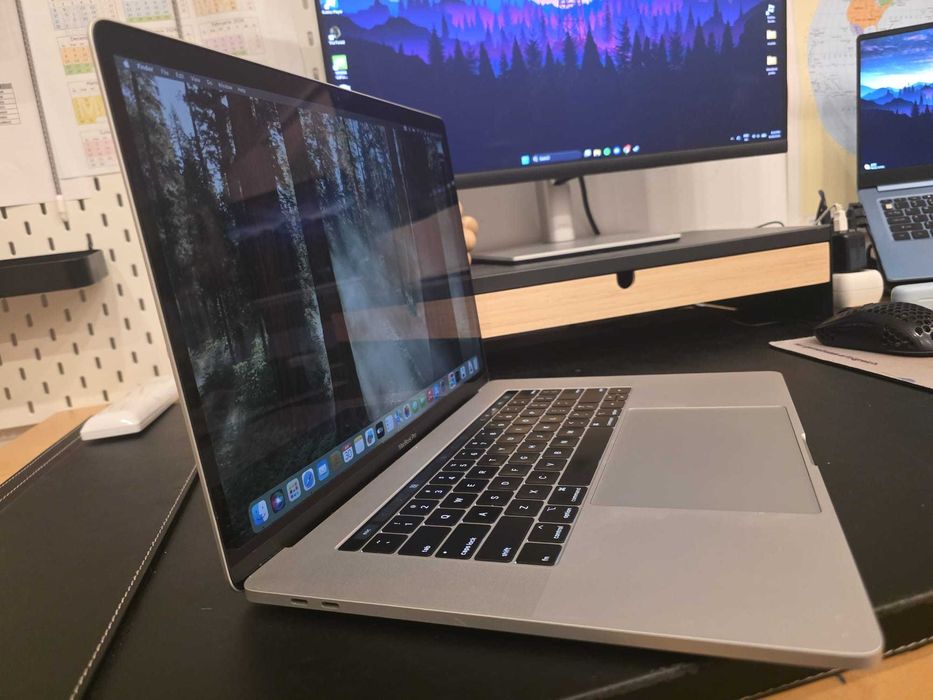 MacBook Pro 15, baterie noua