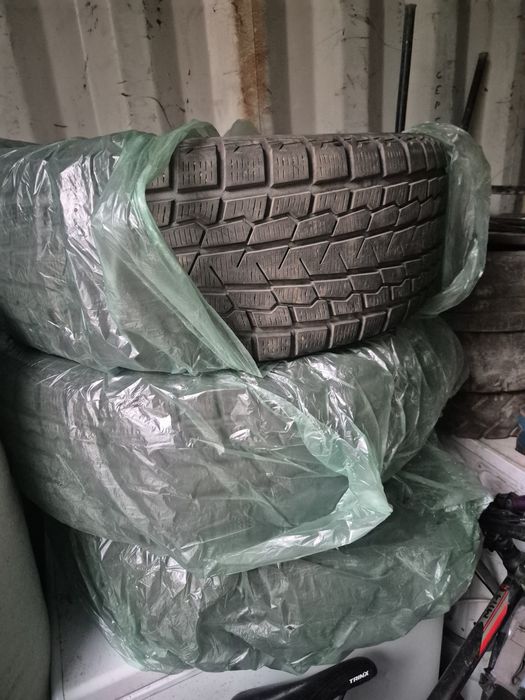 Продам зимнюю резину!