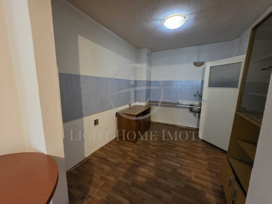 Продава се Тристаен апартамент в Пловдив, Център - 105 кв.м за 2286 €/кв.м - Снимка #3