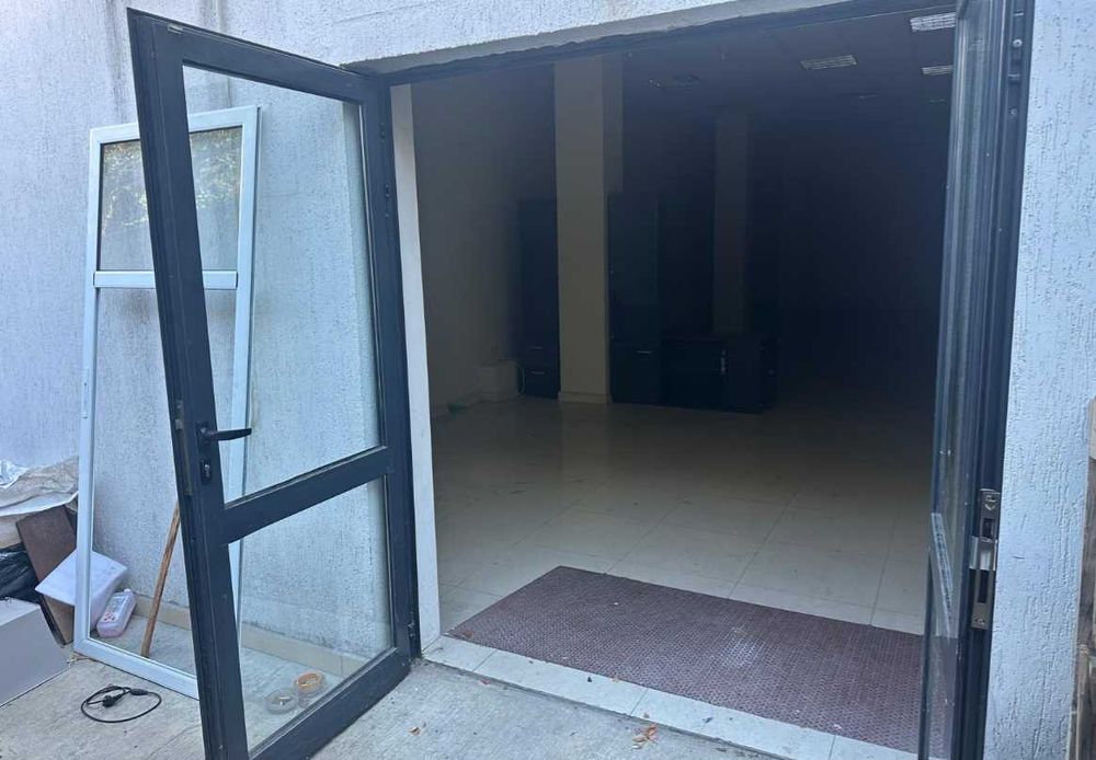 Дава се под наем Склад в Варна, Младост 1 - 200 кв.м за 800 € - Снимка #5