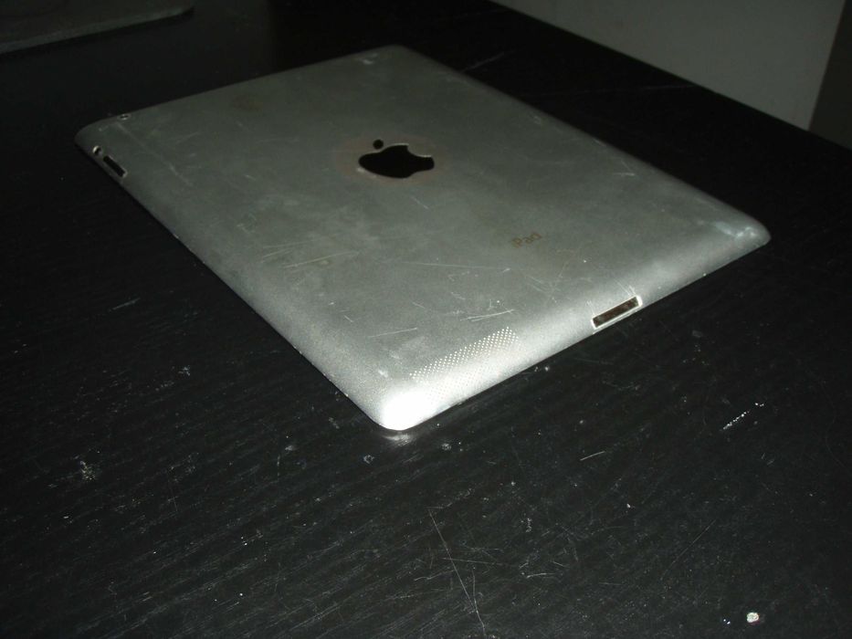 Ipad 2 Wifi 16 Gb A1395 functionala touch fisurat, fara cont, fara pin