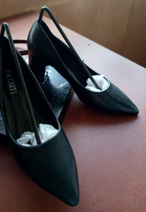 Элегантные, изысканные лодочки,размер 40.