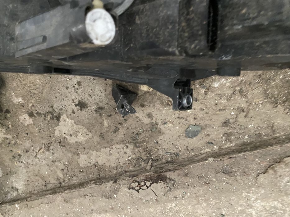 Far cu lupa dreapta fara xenon vw passat b6