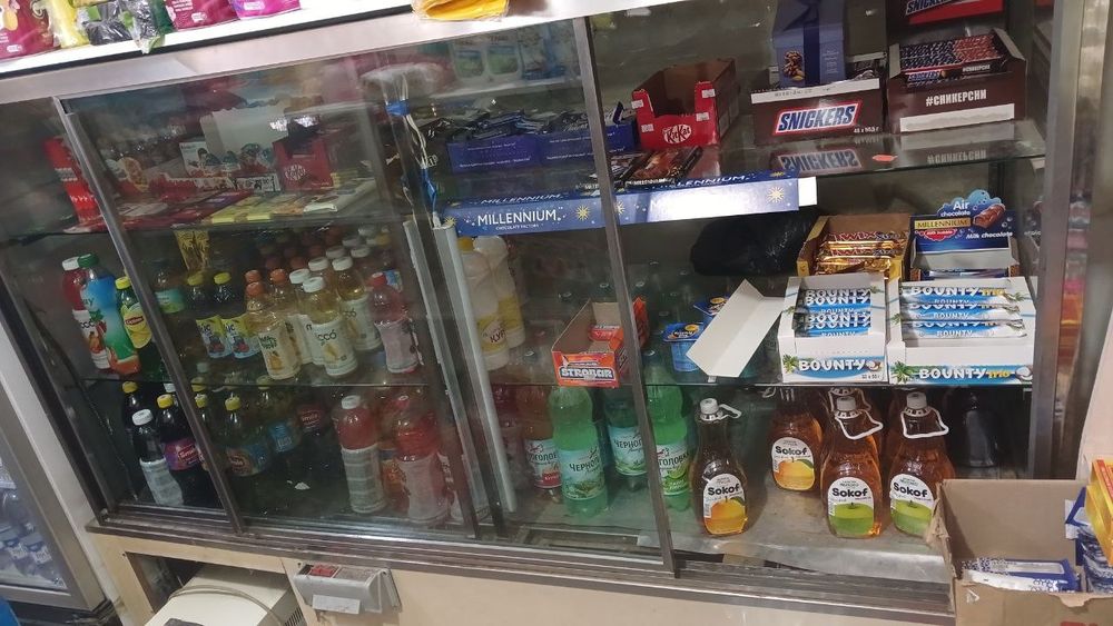 Витринный холодильник