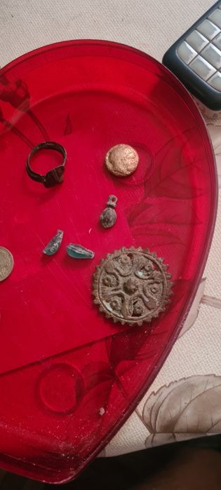 Монети и предмети