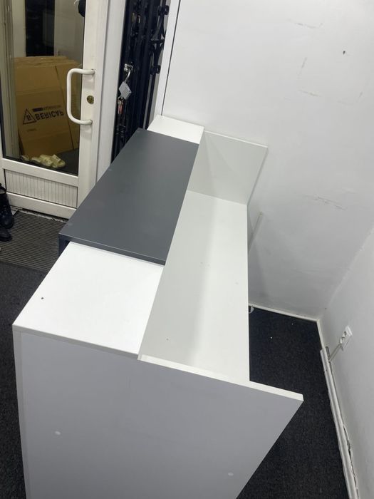 Ресепшн с Тумбой вместе можно .