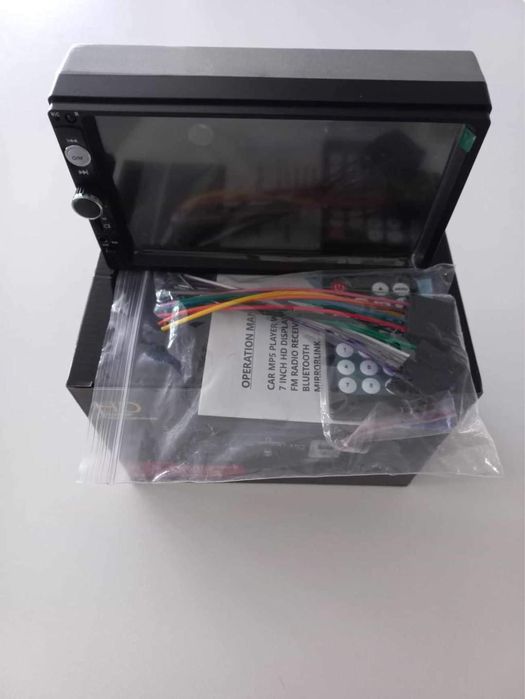 Универсална мултимедия за кола